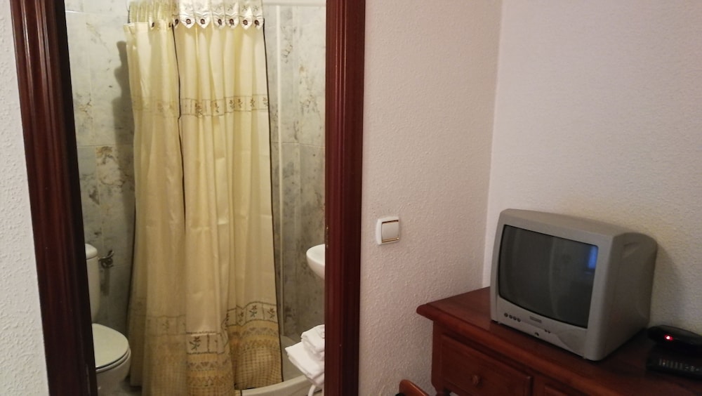 Hostal La Embajada 47/49