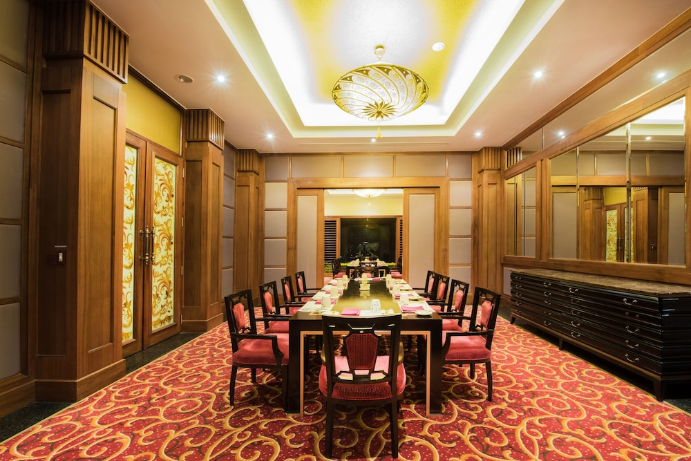 Vinpearl Luxury Nha Trang 37/43