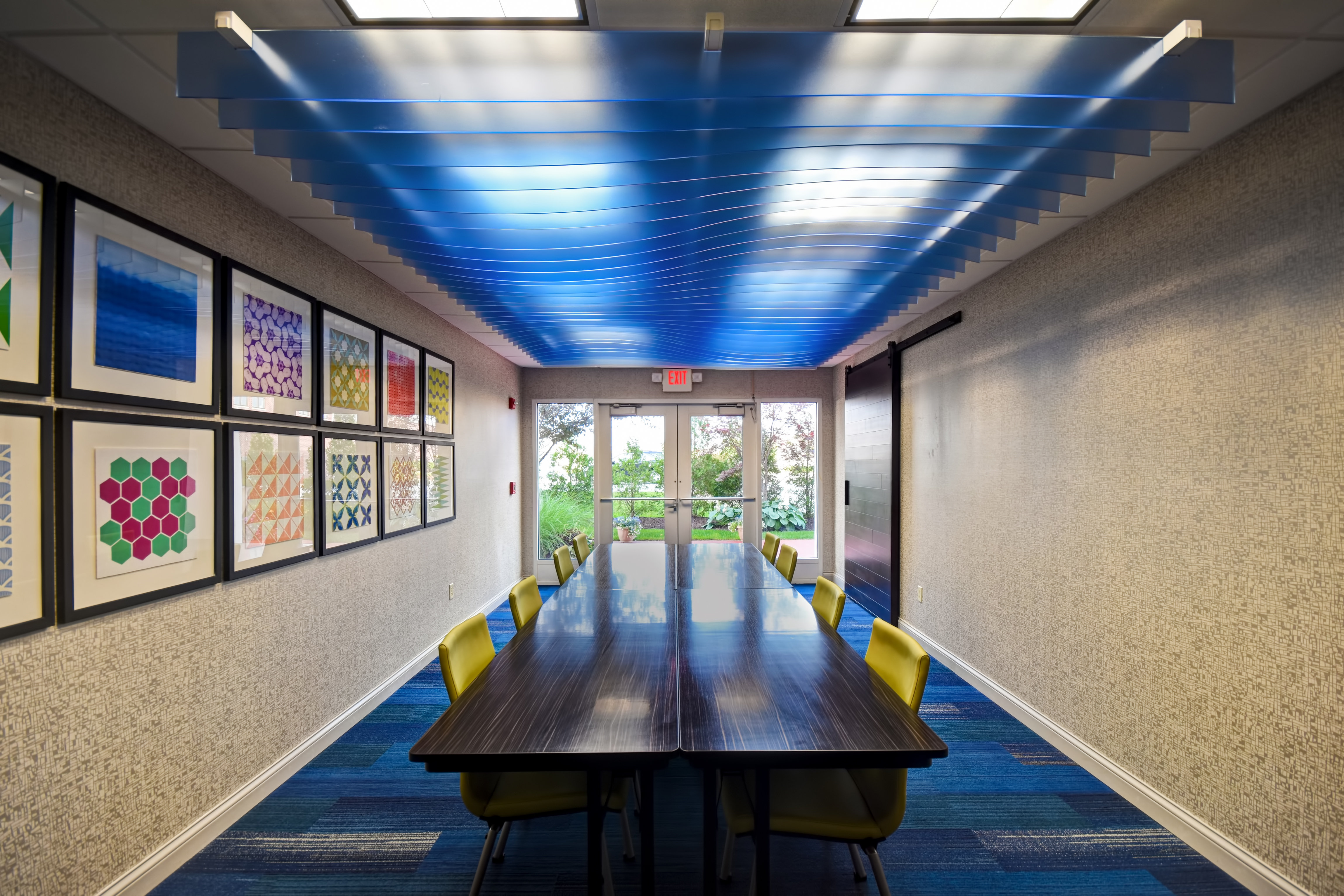 Holiday Inn Express Suites Schererville 36/57
