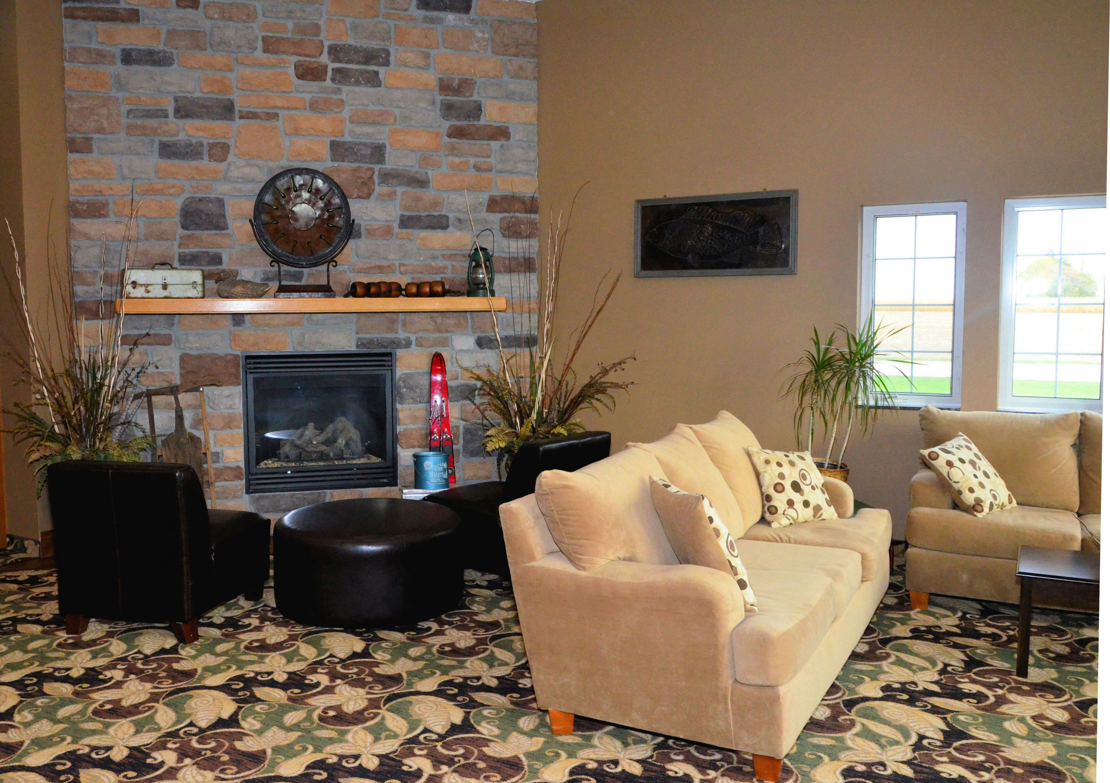 Cobblestone Inn & Suites - Lake View 19/27