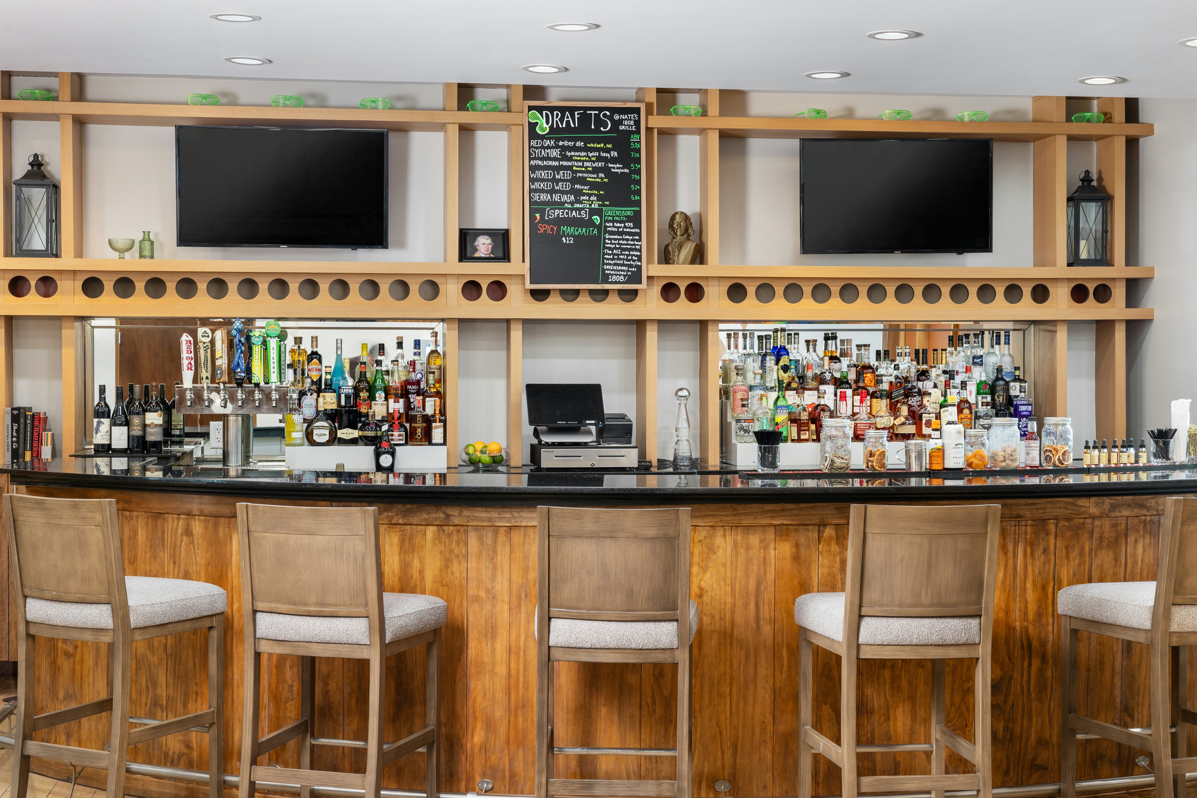 DoubleTree by Hilton Greensboro Airport 37/45