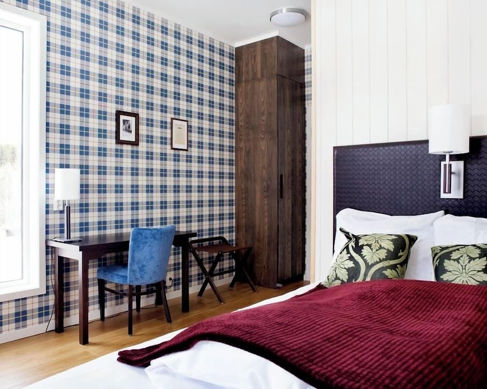 Sostrene Storaas Hotell 12/42