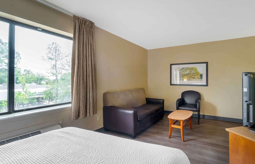 Extended Stay America - Tampa - Airport - Memorial Hwy. 34/47