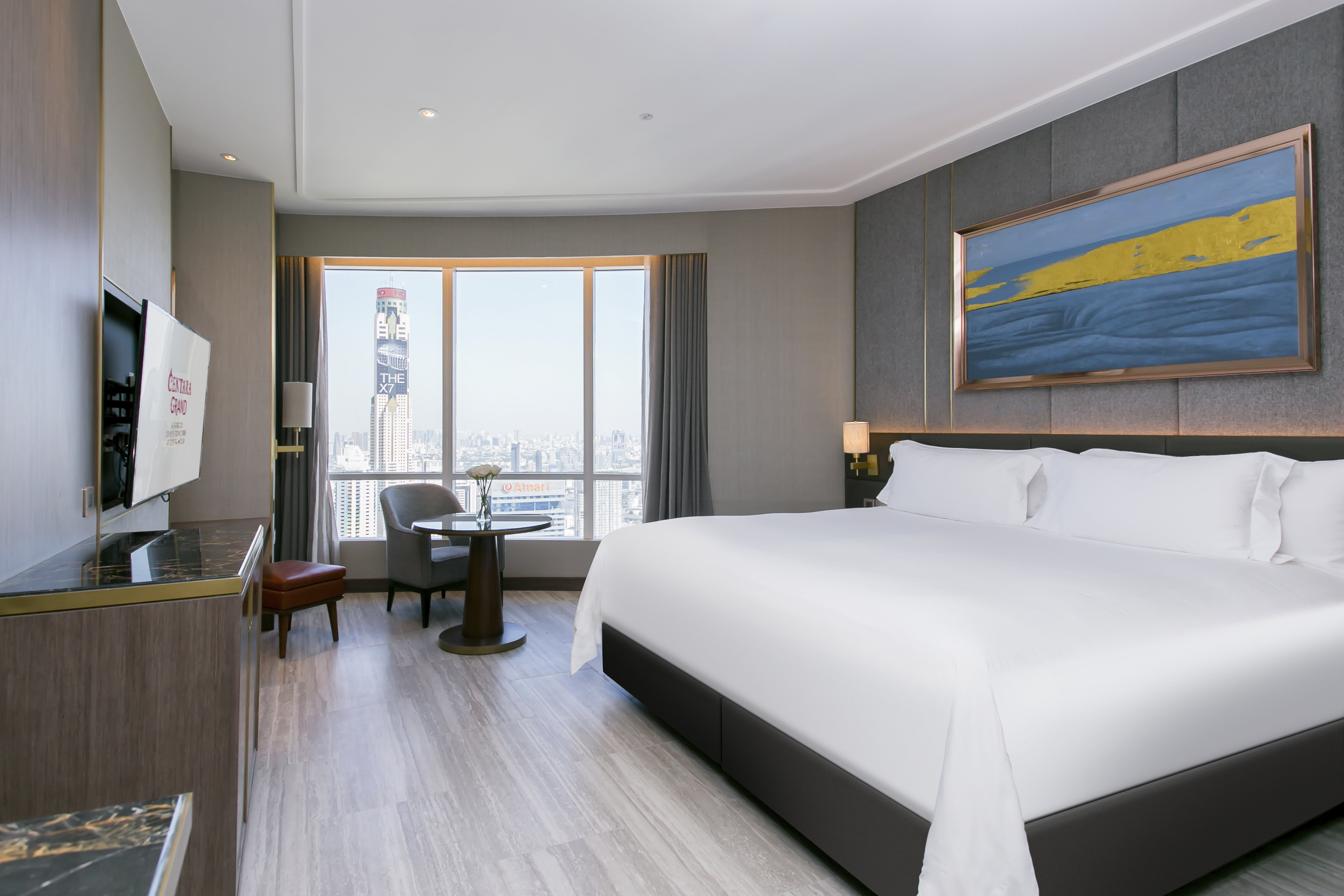 Centara Grand and Bangkok Convention Centre at CentralWorld 12/50