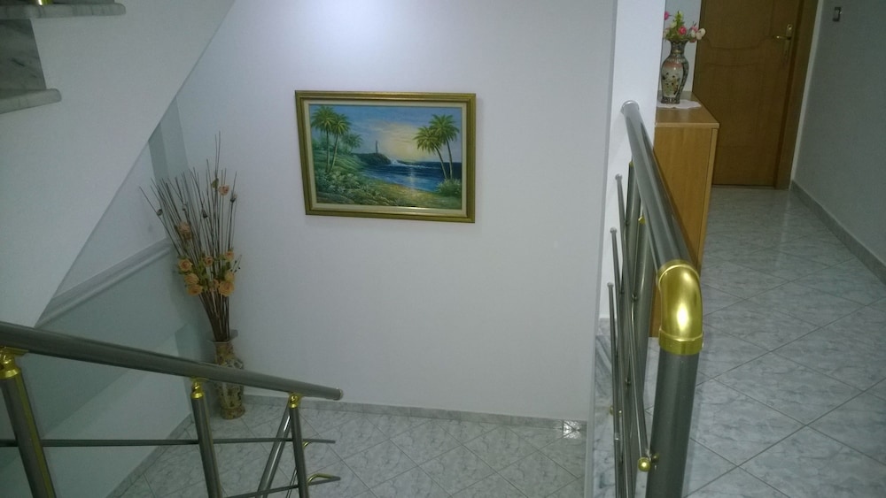 Hotel Ceko 8/50