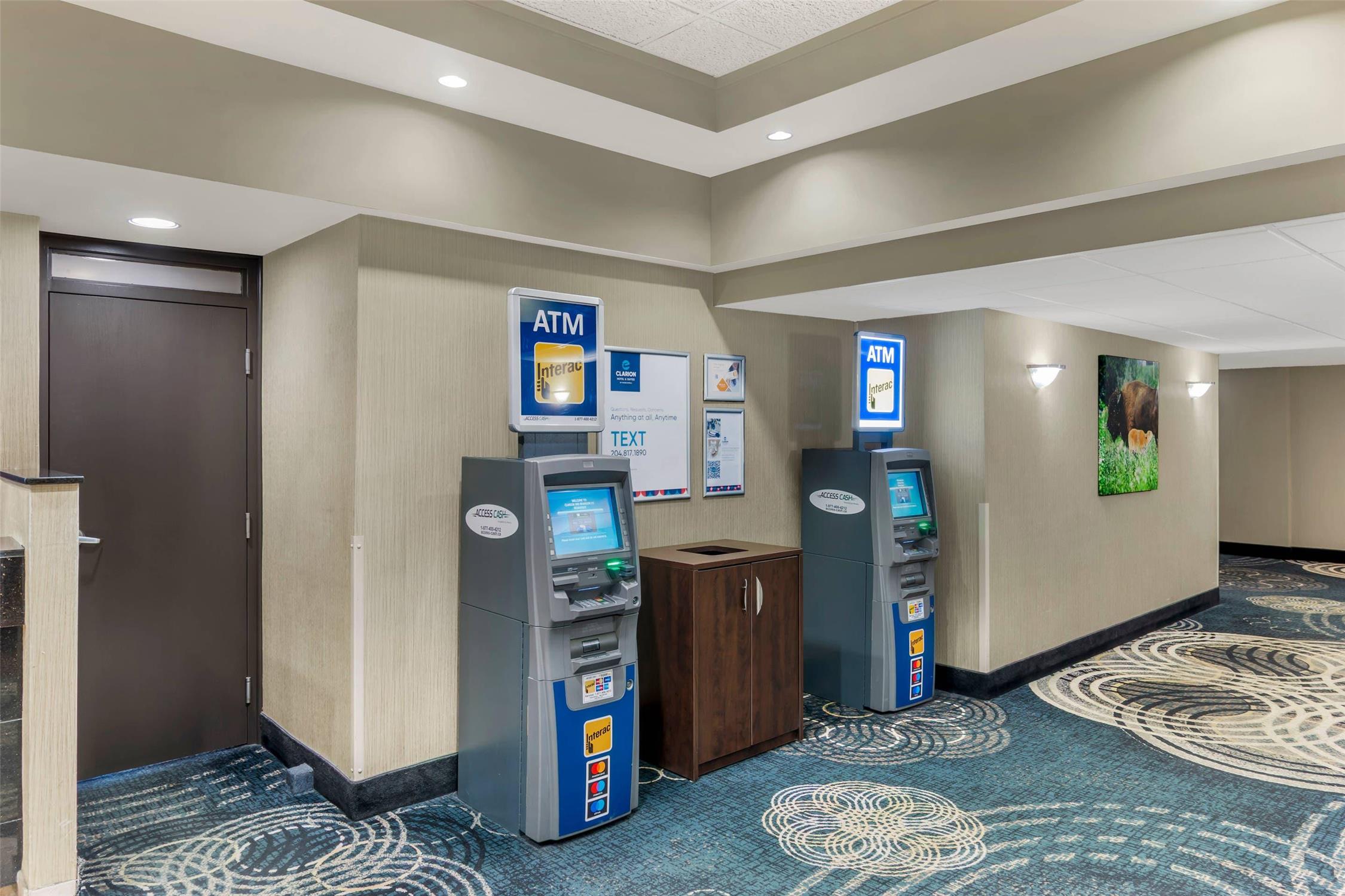 Clarion Hotel & Suites Brandon 32/35