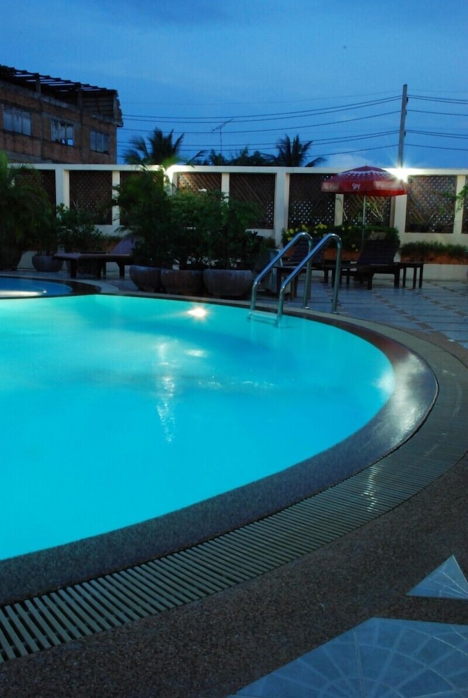 River City Hotel 16/20