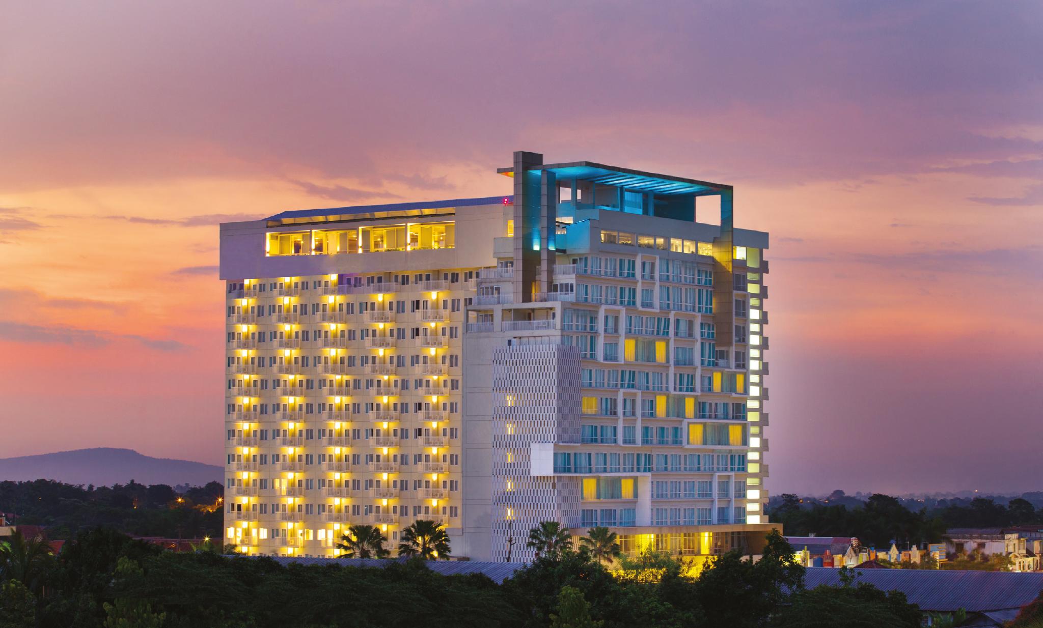 Swiss-Belcourt Bogor (Ex. Horison Bogor Icon Hotel and Convention) in BOGOR