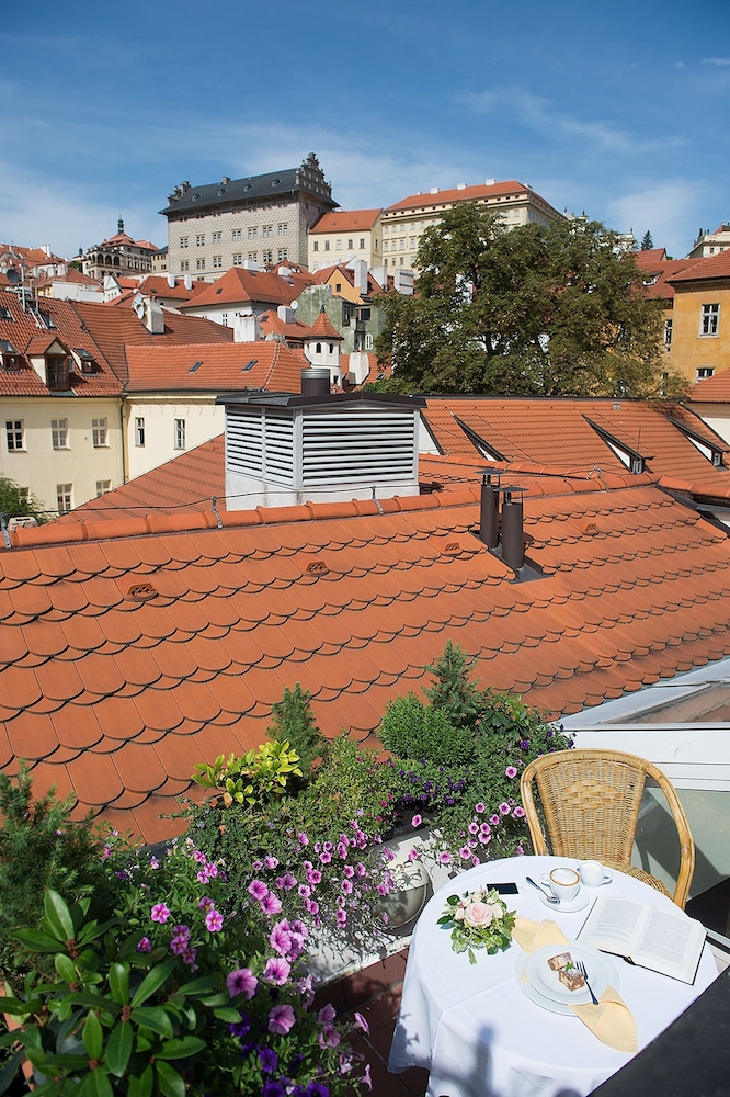 Boutique Hotel Constans 41/50