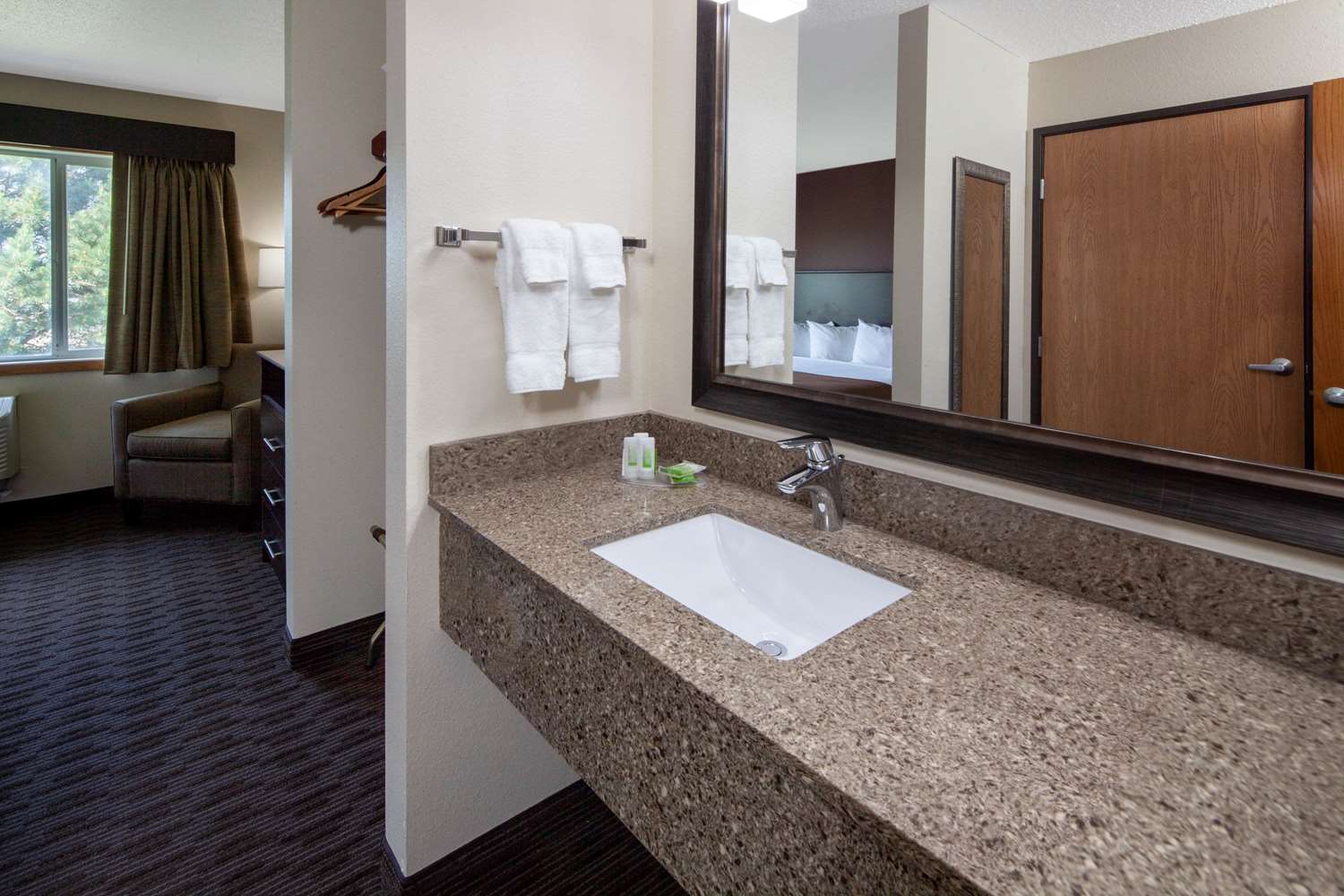 Americinn By Wyndham Northfield 41/42