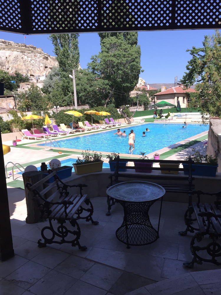 Elif Stone House 58/63