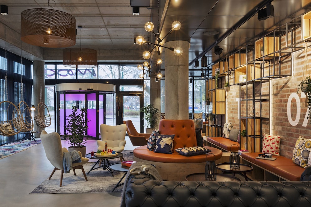 MOXY DUESSELDORF SOUTH 47/52