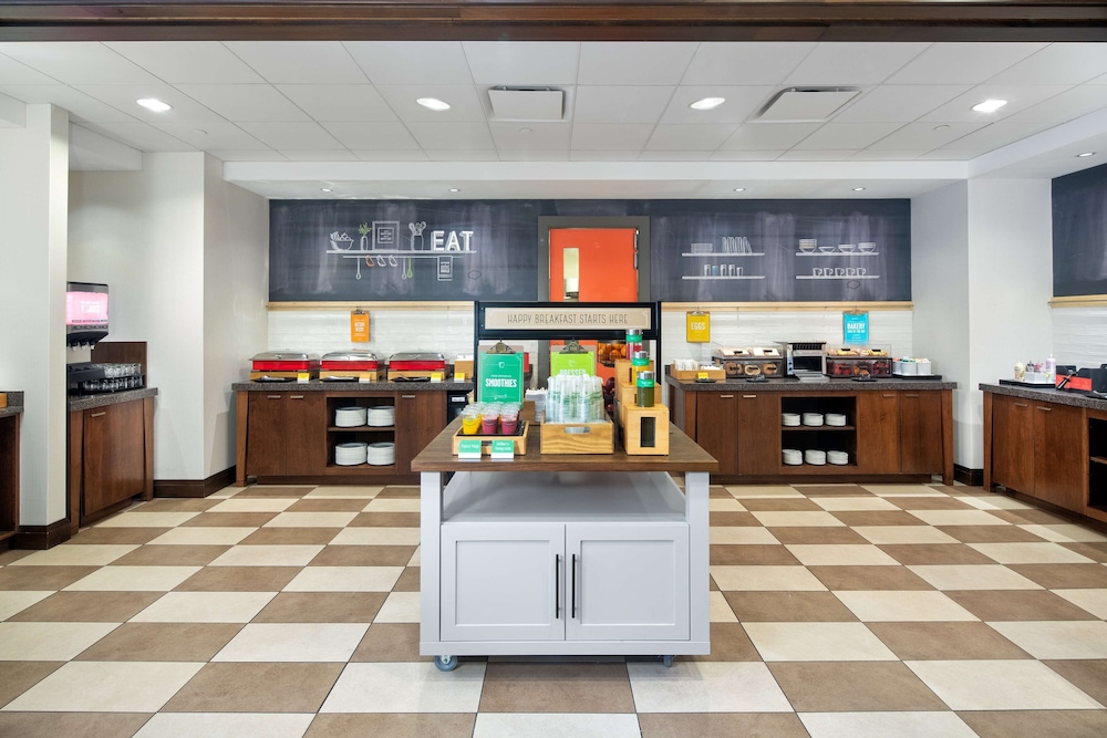 HAMPTON INN BY HILTON HALIFAX DOWNTOWN 47/54
