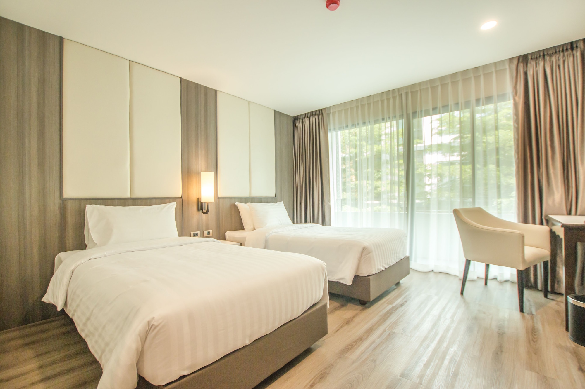STANDARD, TWIN BEDS