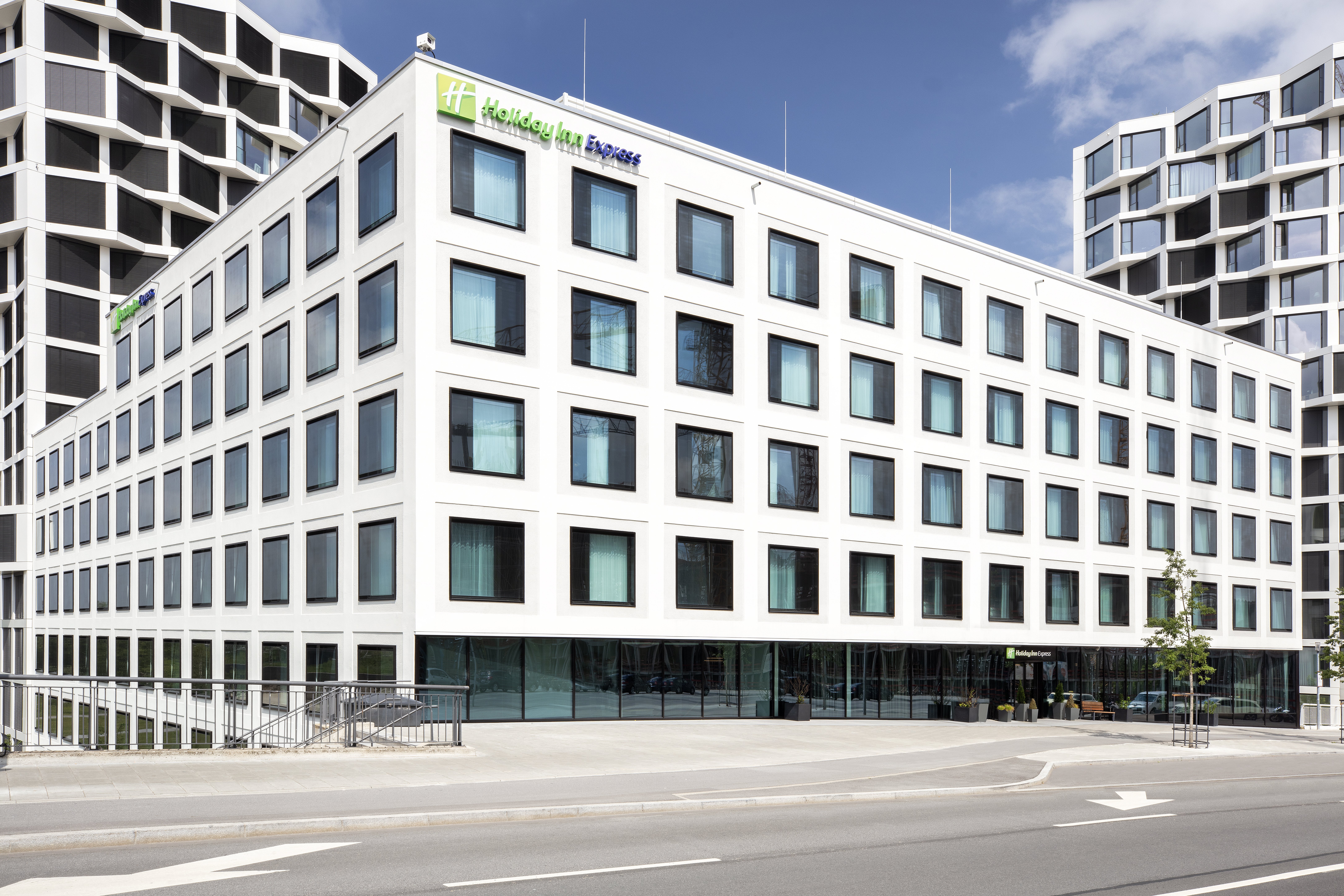 Holiday Inn Express MUNICH CITY WEST 8/80