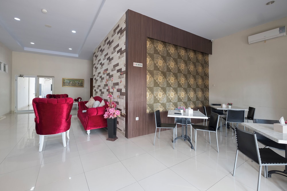 Hotel O Makassar near Pantai Losari formerly Hotel Astra Novilia 30/35
