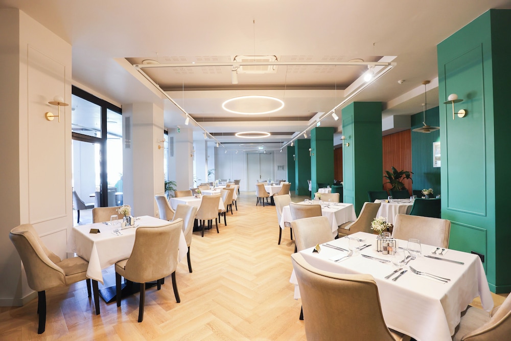 Grand Hotel Coroana 45/55