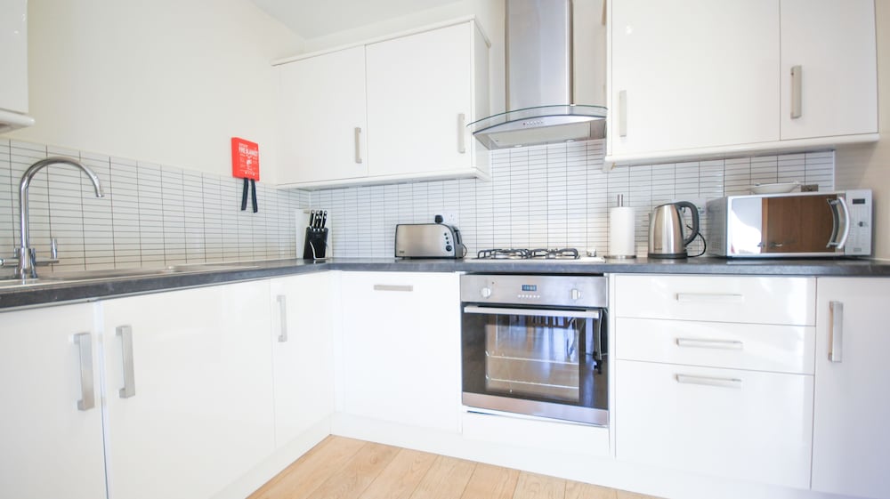 Crompton Court 21/38