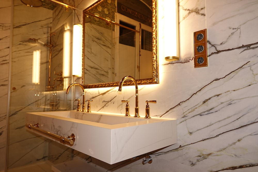 جناح بريميير بسريرين منفصلين بإطلالة على المدينة، Continental Palacete 7/8