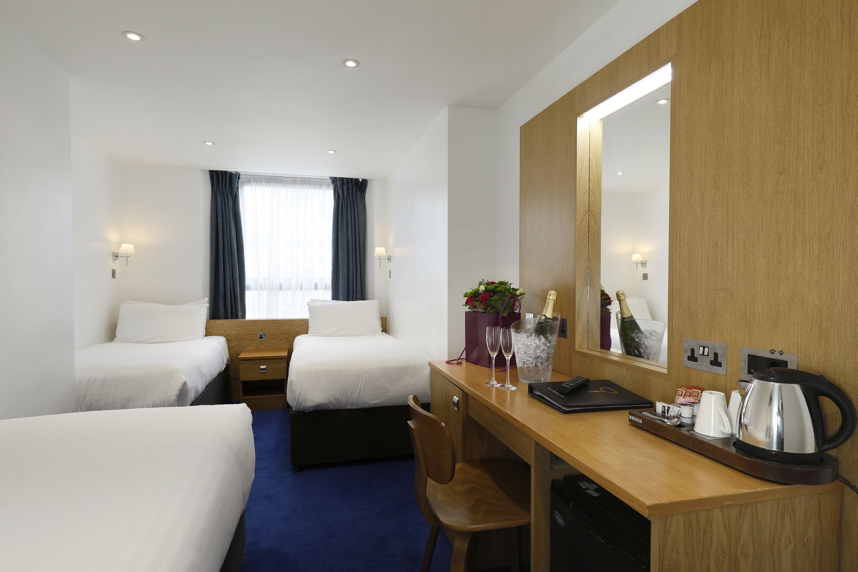Central Park Hotel 36/49