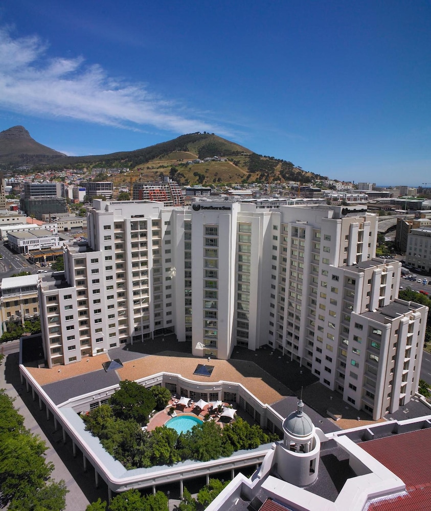 Southern Sun Waterfront in CAPE TOWN - WESTERN CAPE