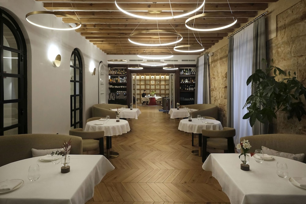 Eunice Hotel Gastronomico 11/17