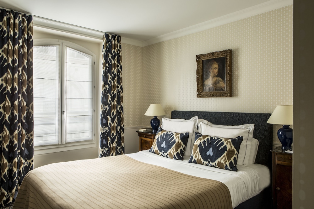 Hotel D Orsay 32/70