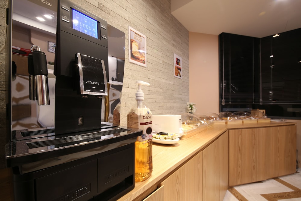 Busan Seomyeon 1st Street No. 25 51/53