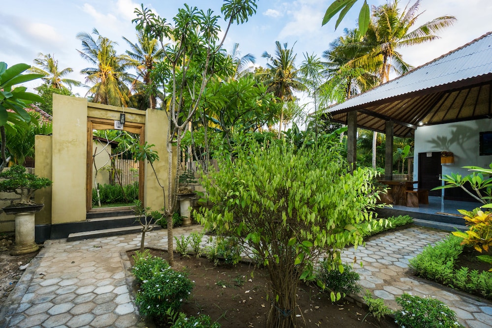 Lembongan Bagus Villa 8/16