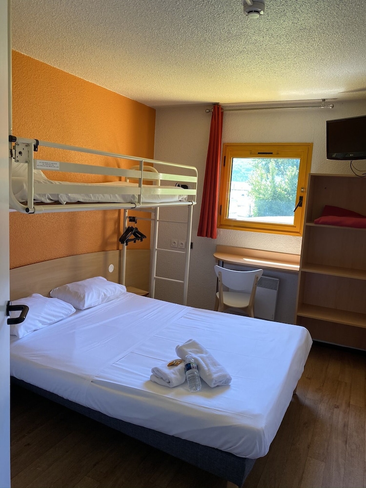 Premiere Classe Annecy Sud - Cran Gevrier 30/73