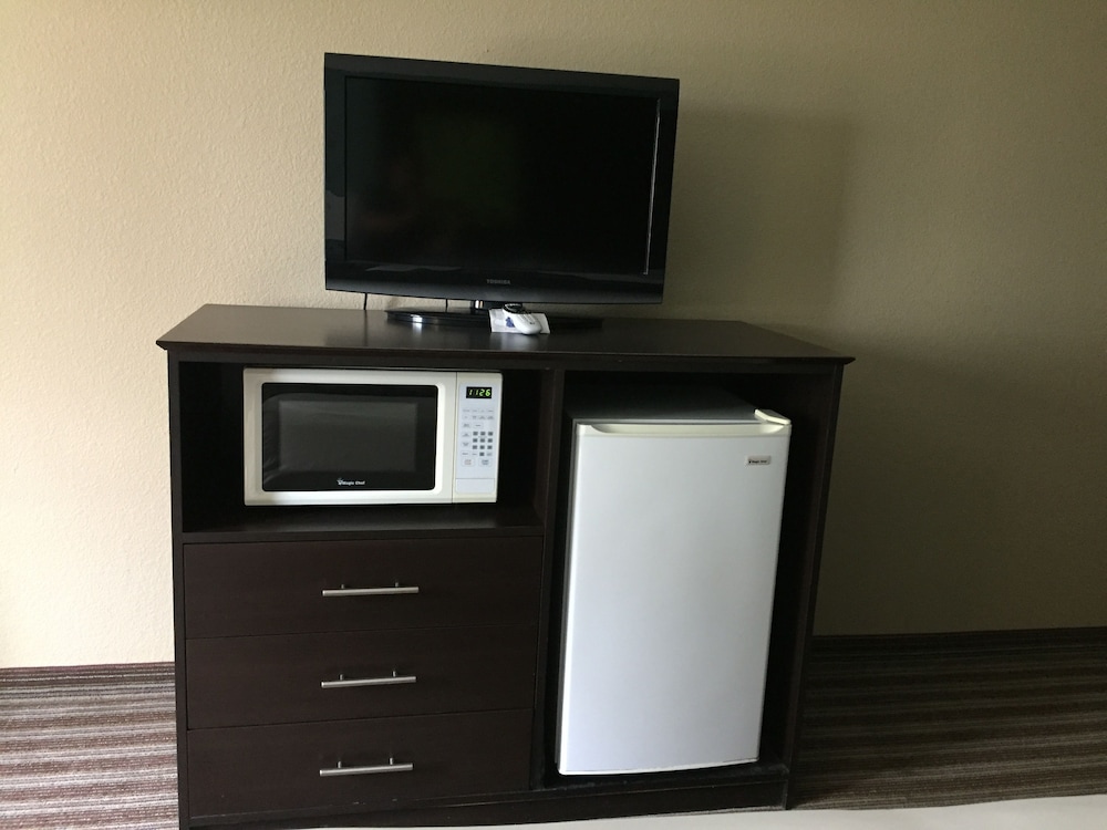 Super 8 By Wyndham Brenham TX 20/33