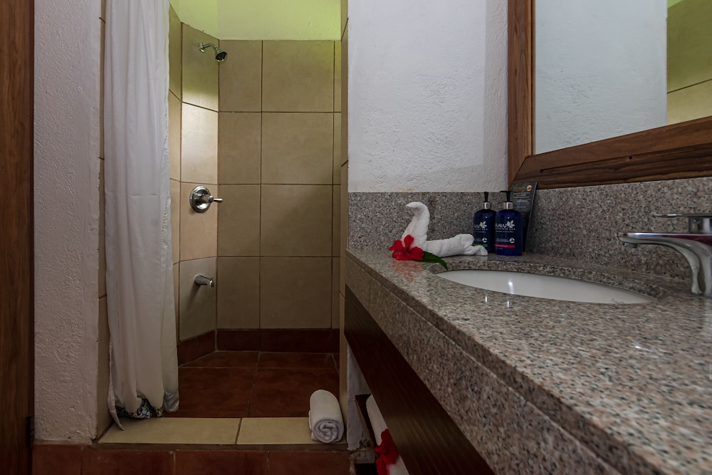 غرفة سوبيريور بسرير مزدوج، Hacienda Guachipelin Hotel 8/9