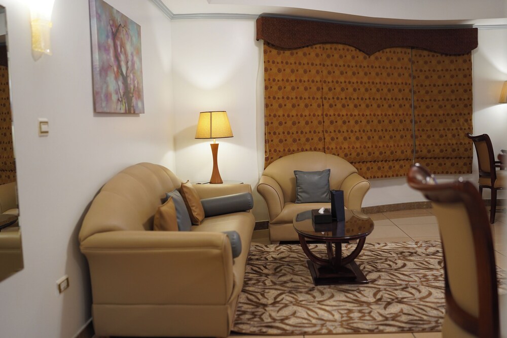 بيست ويسترن بلس ساند روز سو(Sand Rose Suite Hotel) 52/61