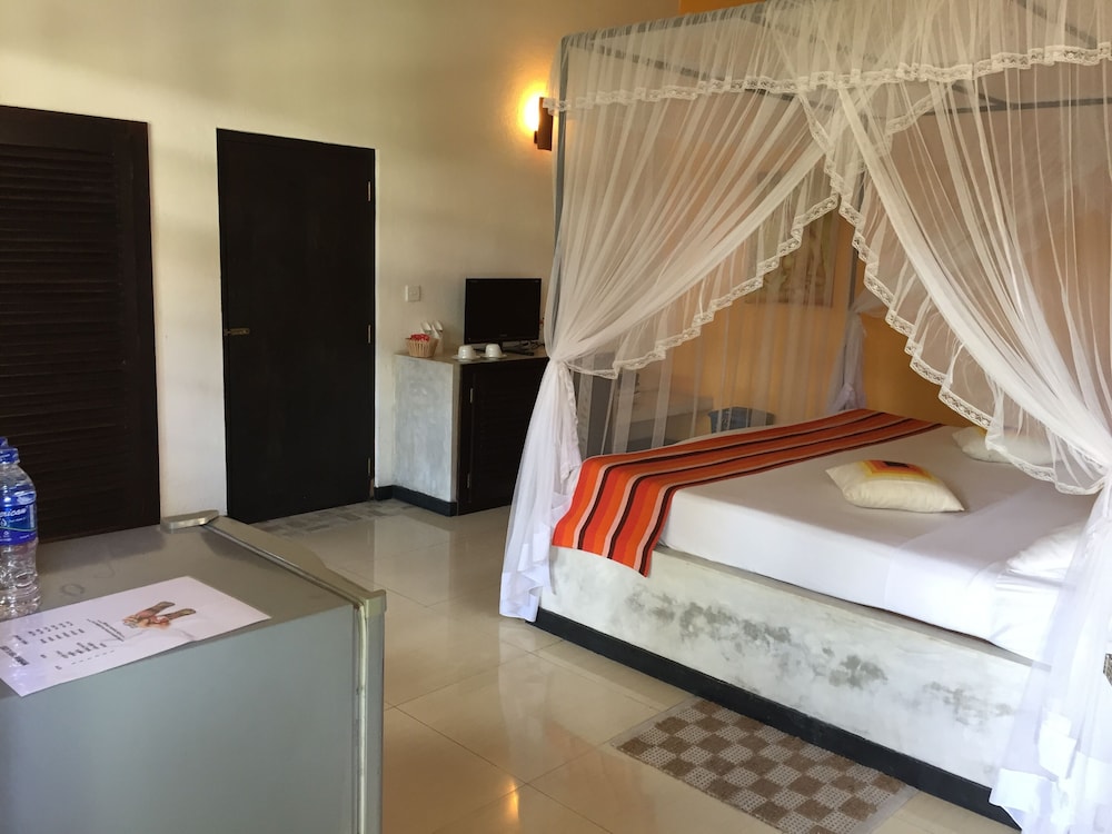 Flower Garden Hotel 25/47