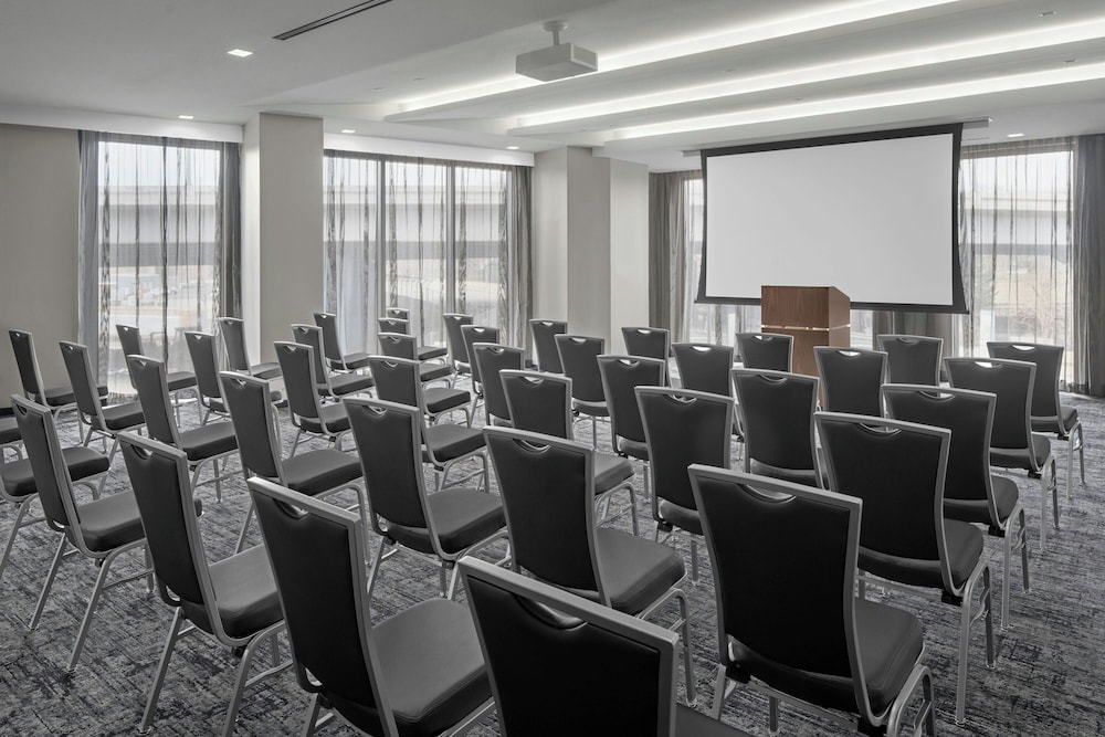 AC Hotel by Marriott Washington DC Capitol Hill Navy Yard 43/50