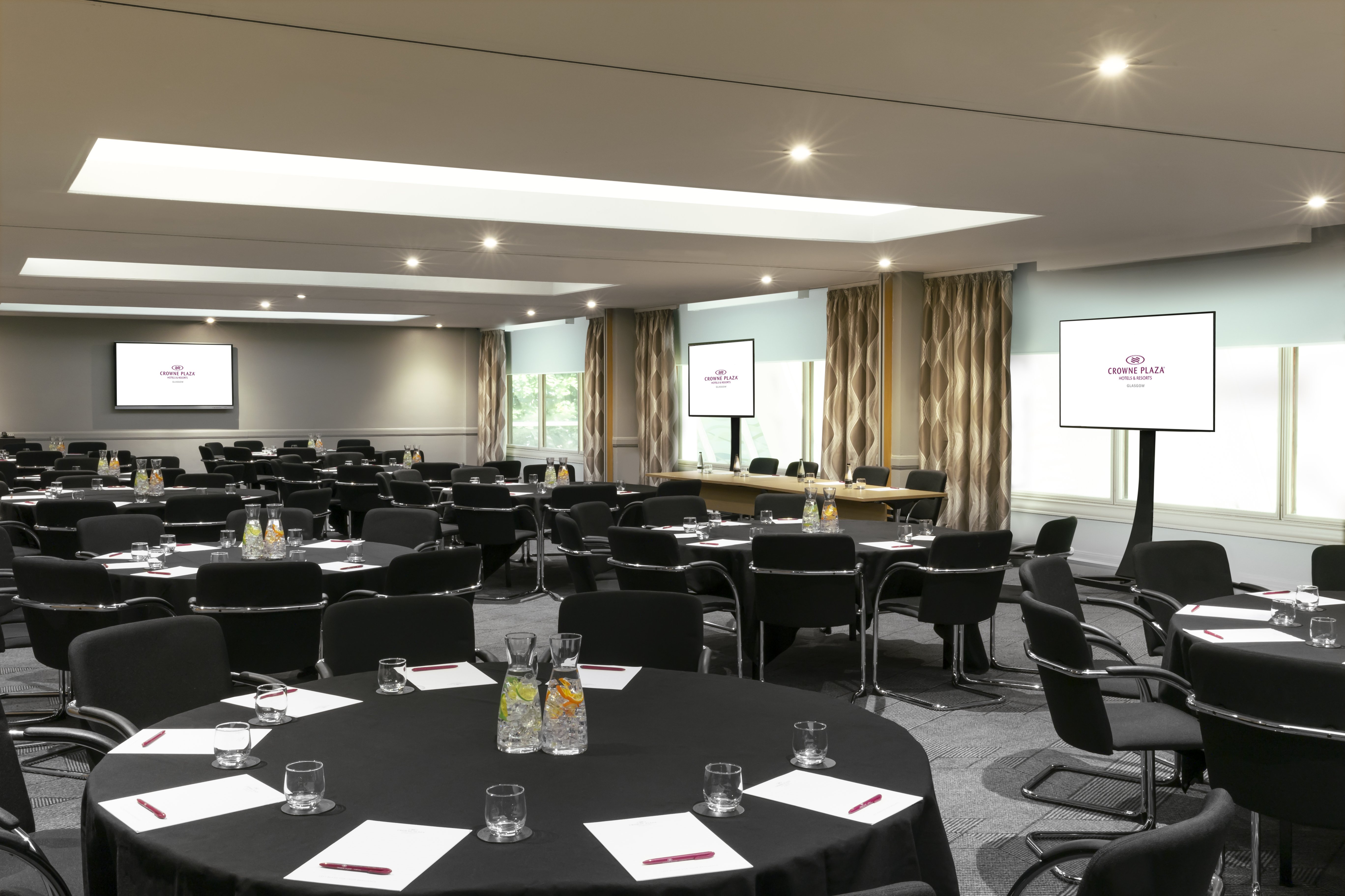 Crowne Plaza Glasgow 48/66