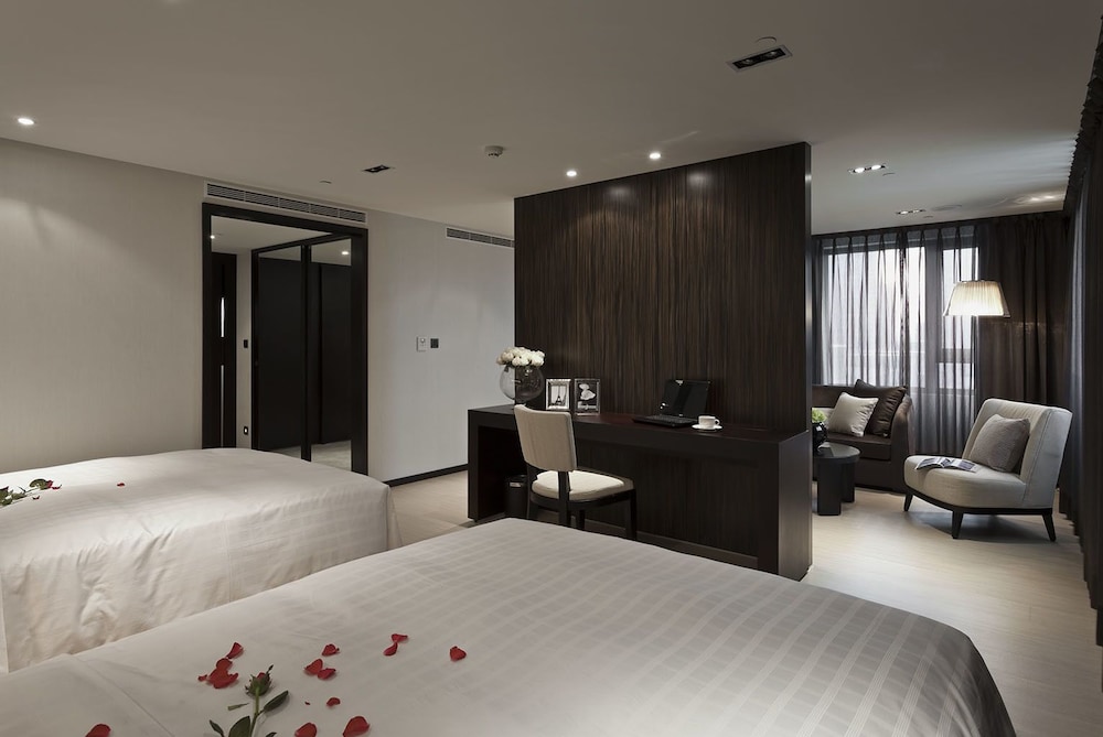 Talmud Hotel Kaohsiung Loveriver 10/50