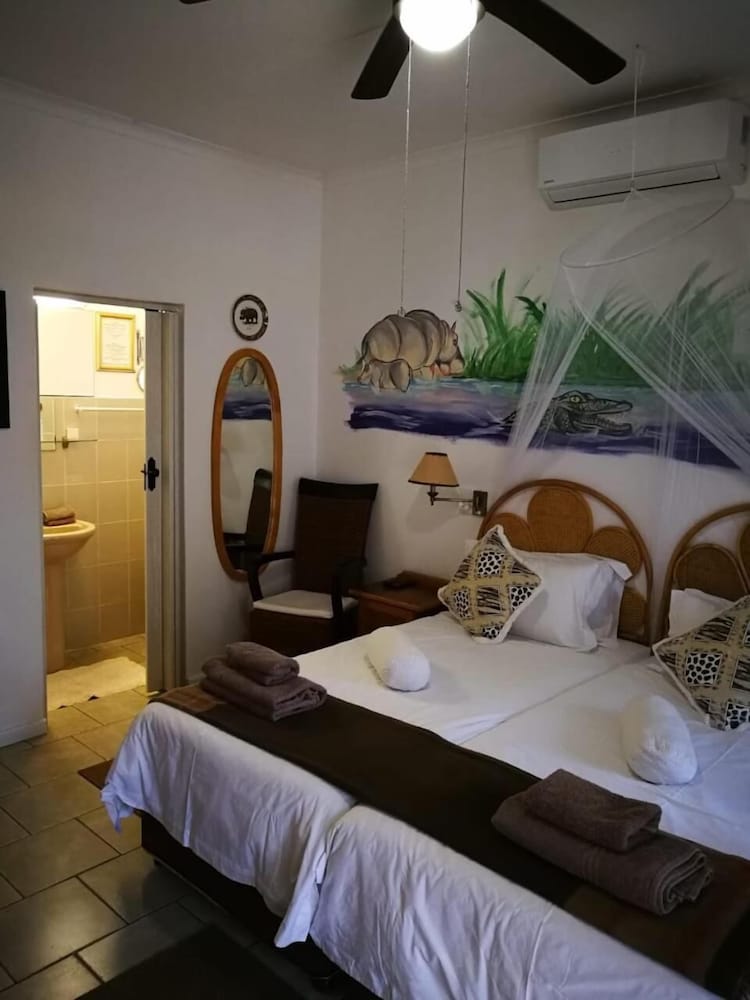 Bhangazi Lodge 7/39
