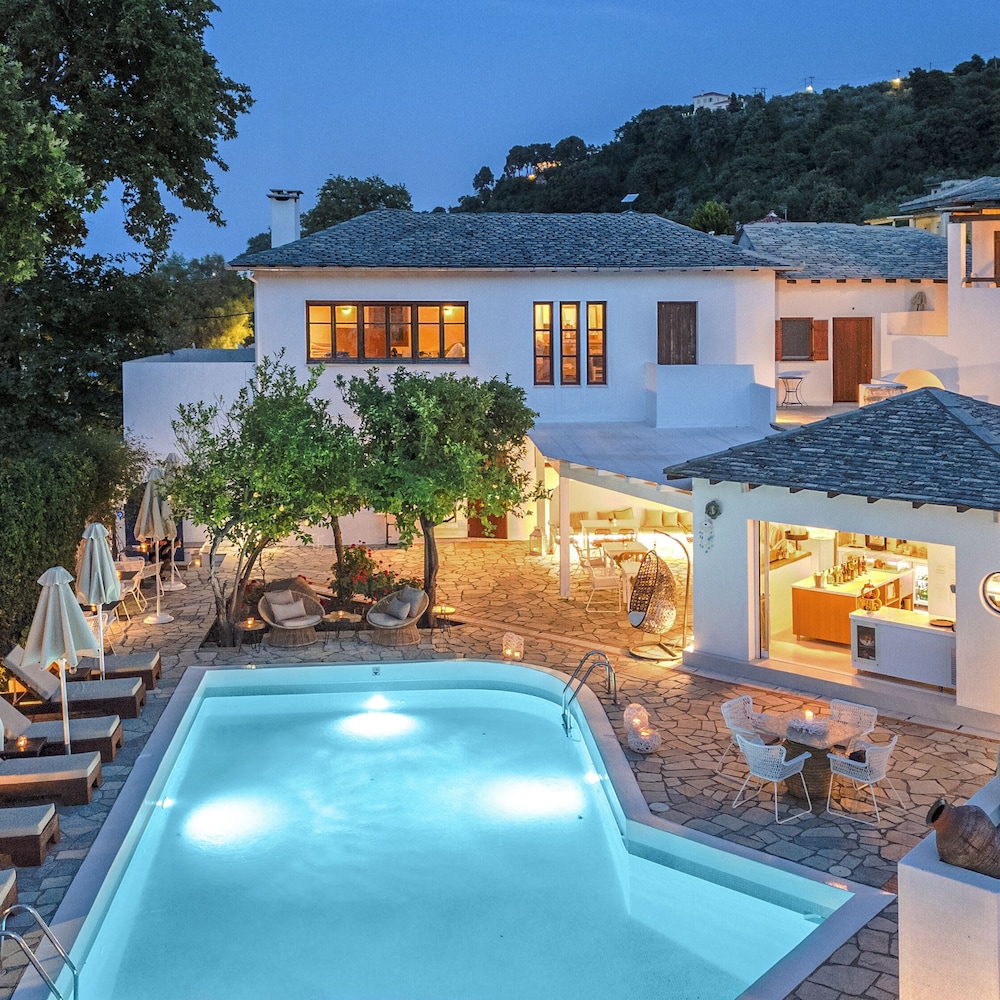 Aeolos Hotel and Villas Pelion 2/50