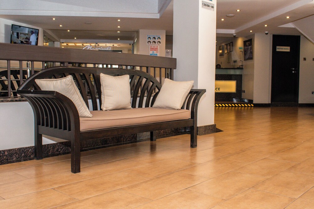 Longonot Place Serviced Apartments - Nairobi, City Centre CBD 35/60