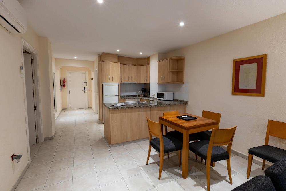 Ramada Hotel and Suites By Wyndham Costa Del Sol 64/75