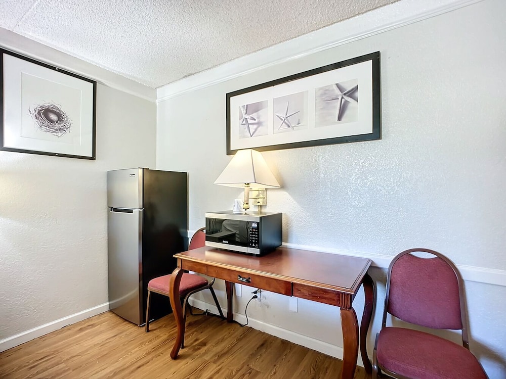 Motel 6 Jacksonville Fl Airport Area South 44/60