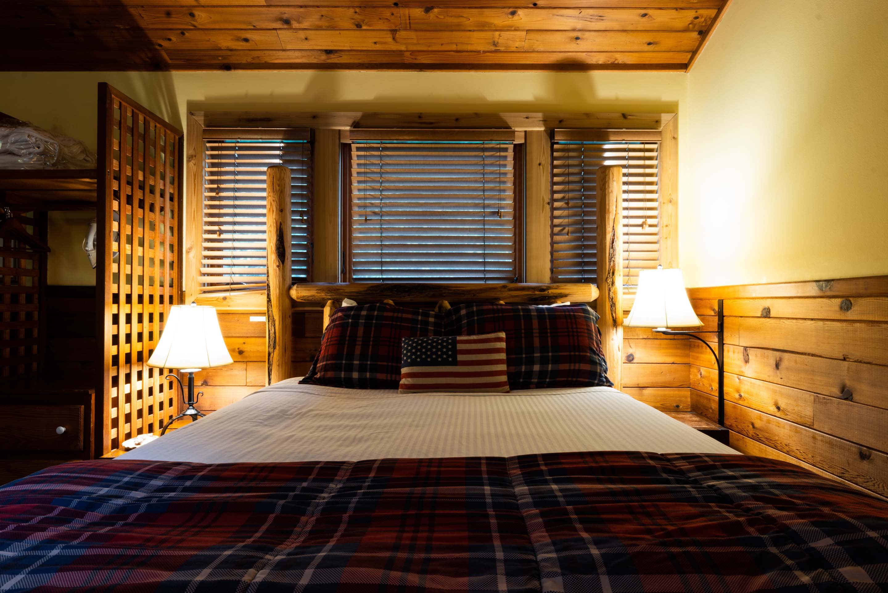 Cannon Beach Hotel Collection 14/39