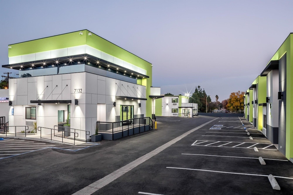 Motel6 Canoga Park, CA 27/32