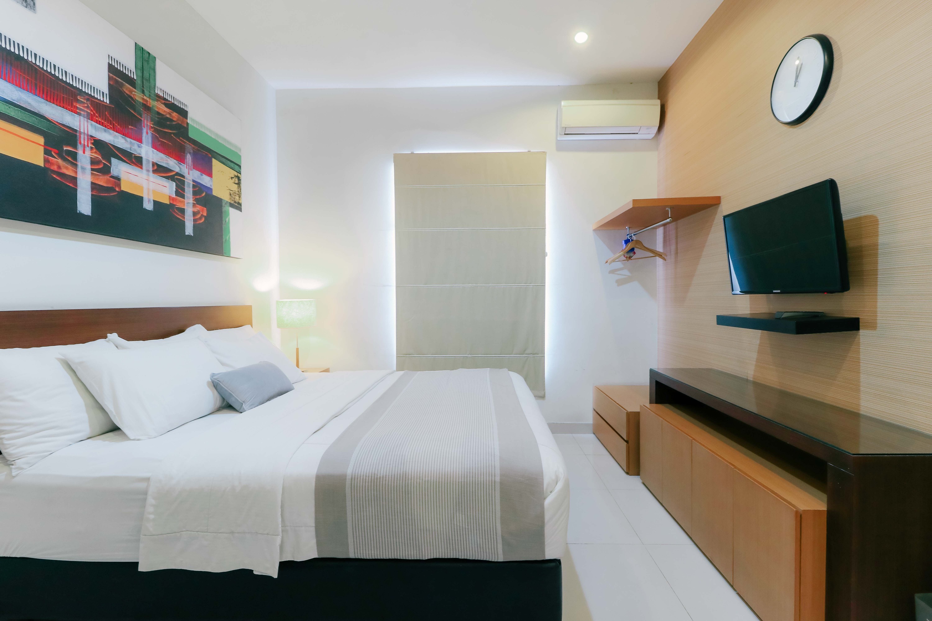 DELUXE, DOUBLE BED