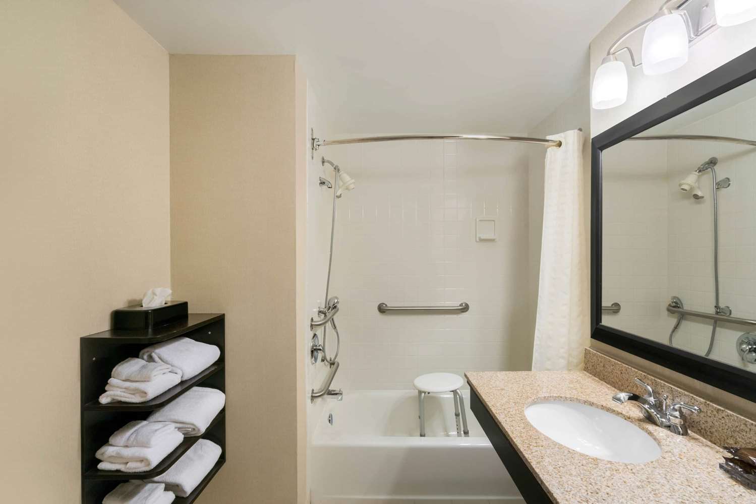 Wingate By Wyndham Lexington 11/12