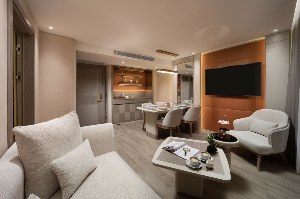 Bentley Hotel Bosphorus 68/86