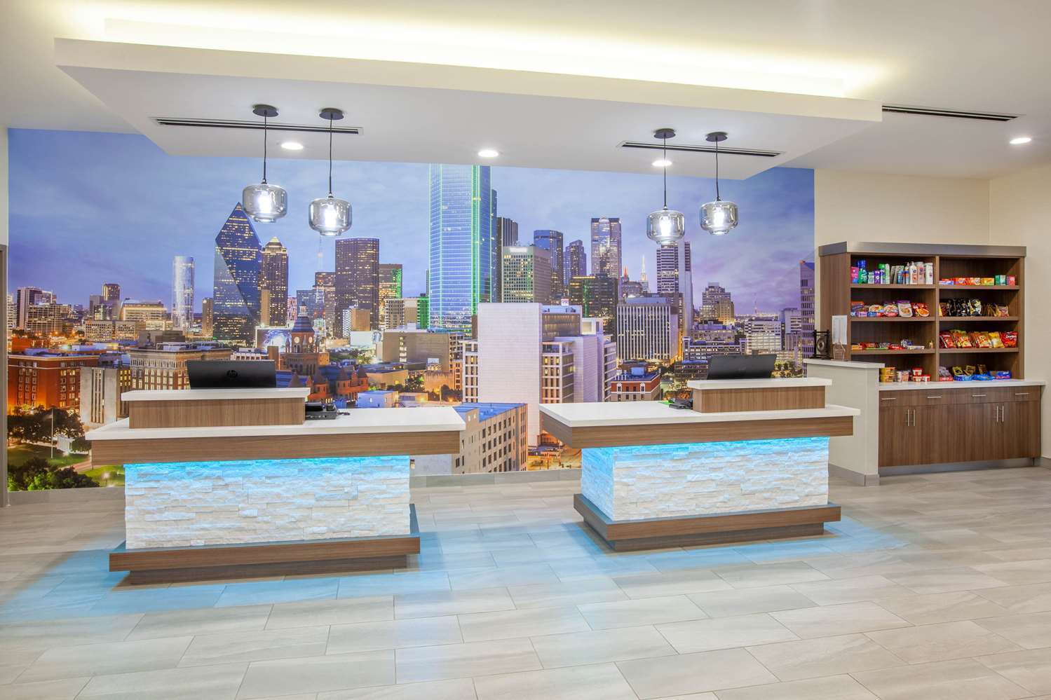 La Quinta Inn And Suites By Wyndham Dallas Duncanville 36/53