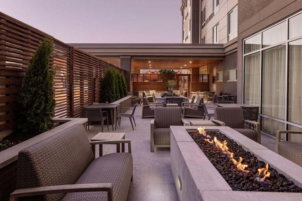 Courtyard by Marriott Orem University Place 17/38