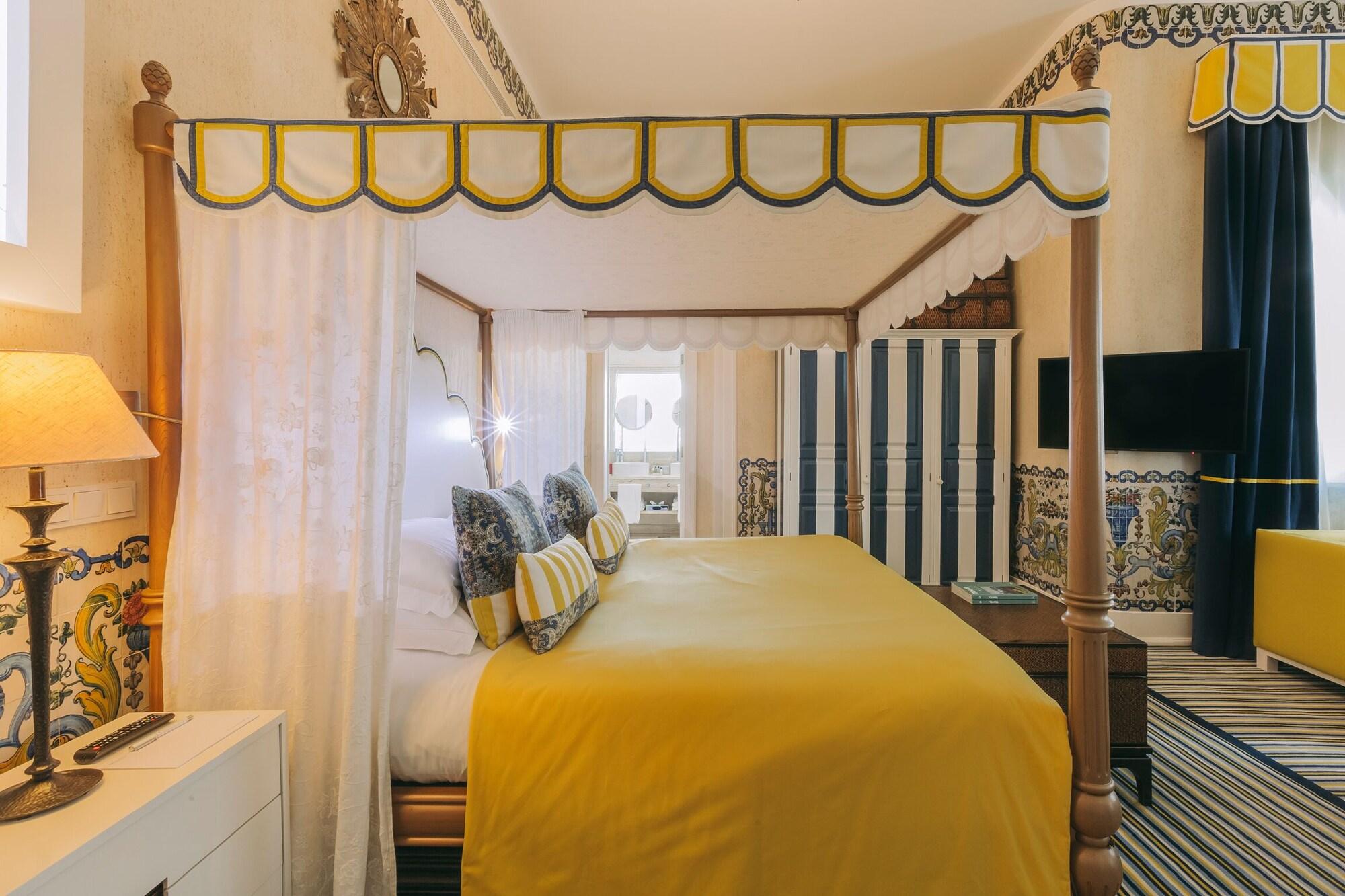 Junior Suite, City View